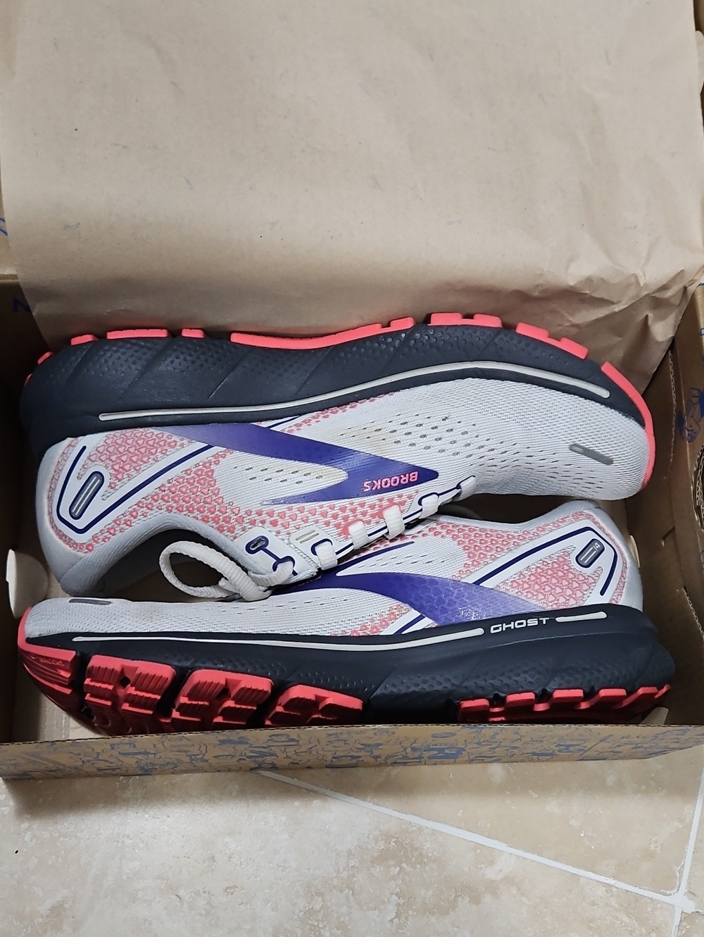 Brooks Ghost 14 Size 6 Women's Running Shoes